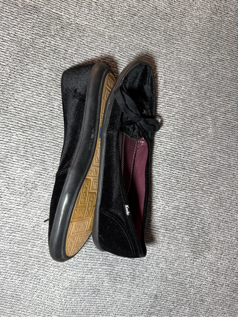 Keds Black Velvet Bow Lace-Up Women's Sneakers size 11 - Picture 4 of 6